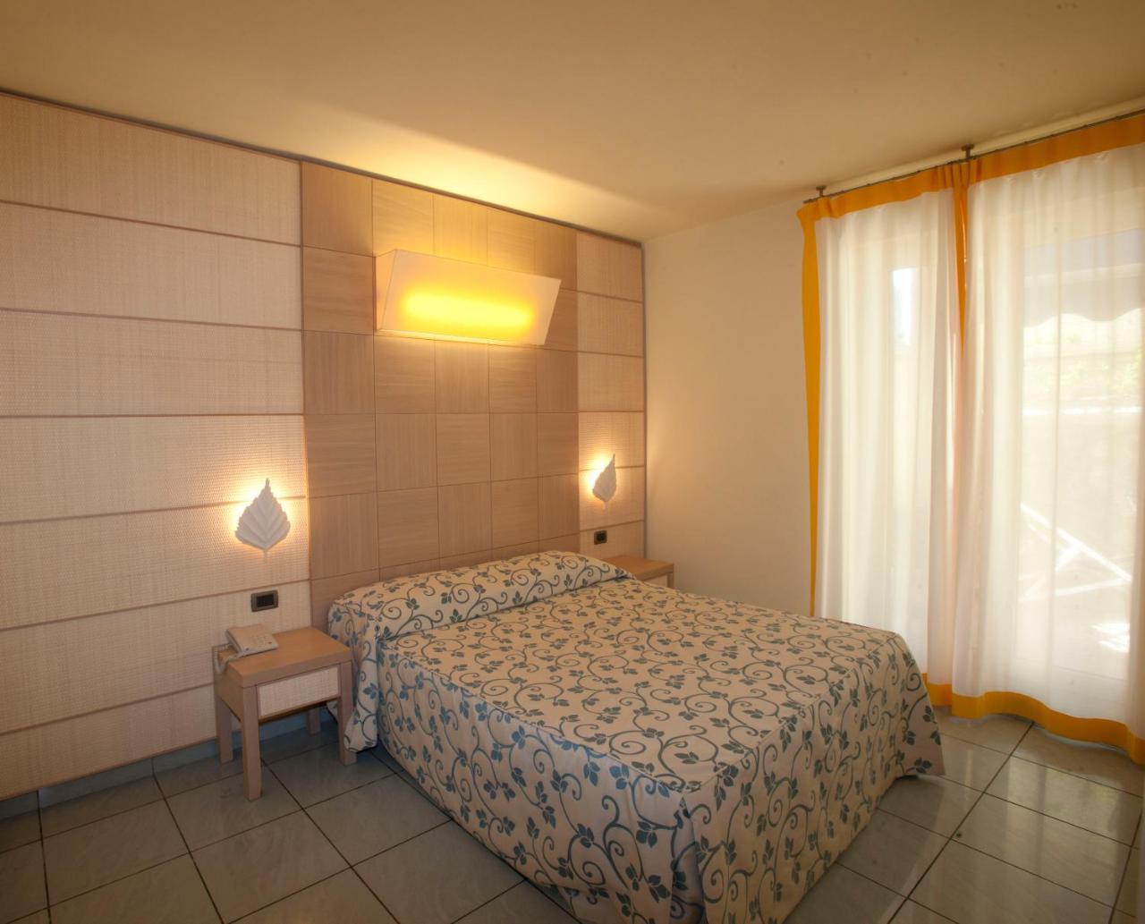 Hotel Gabbiano San Domino Szoba fotó